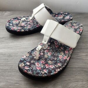 Alegria Moxy White Floral Thong Sandals Size 40 (9.5) Adjustable Comfort Support
